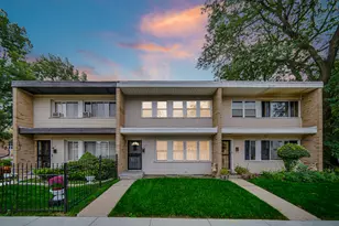 2303 E 100th St, Chicago, IL 60617 - Photo 1