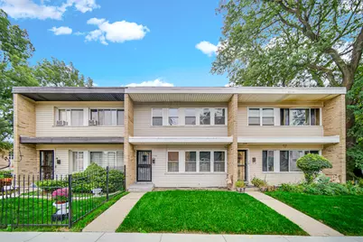 2303 E 100th Street, Chicago, IL 60617 - Photo 2