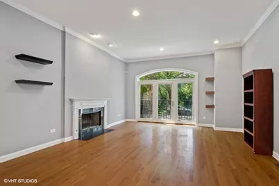 3633 N Wilton Avenue #1, Chicago, IL 60613 - Photo 2