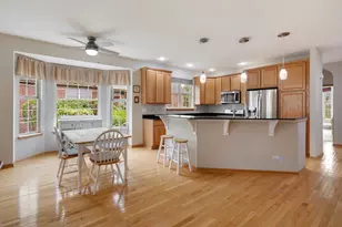 18021 Breckenridge Blvd, Orland Park, IL 60467 - Photo 8