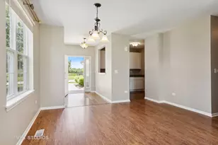 2442 Golf Ridge Cir, Naperville, IL 60563 - Photo 4