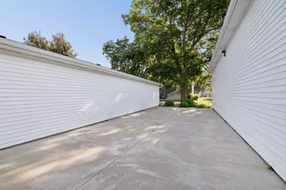 69 Hill Street, Momence, IL 60954 - Photo 30