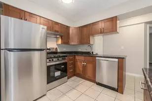 2 Echo Ct, Vernon Hills, IL 60061 - Photo 8