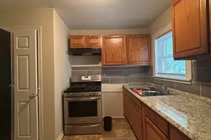 2108 E 95th Pl, Chicago, IL 60617 - Photo 8
