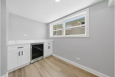 8434 Lawndale Avenue, Skokie, IL 60076 - Photo 30