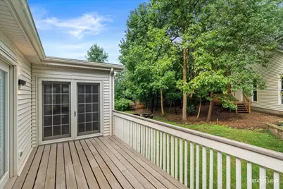 615 E Bailey Road, Naperville, IL 60565 - Photo 38