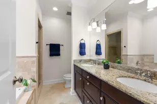 3842 N Southport Ave, Chicago, IL 60613 - Photo 12