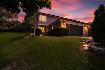 516 N Thornwood Drive, McHenry, IL 60050 - Photo 1