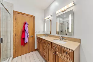 2455 W Ohio St, Chicago, IL 60612 - Photo 46
