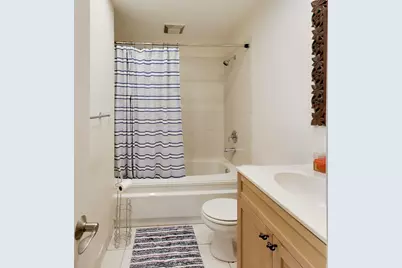 520 W Huron Street #704, Chicago, IL 60654 - Photo 26