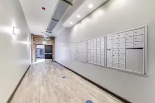 520 W Huron St, Chicago, IL 60654 - Photo 52