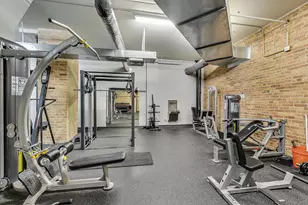 520 W Huron St, Chicago, IL 60654 - Photo 44