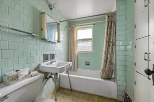 3925 N Troy St, Chicago, IL 60618 - Photo 16