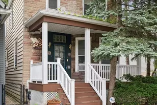 3925 N Troy St, Chicago, IL 60618 - Photo 2