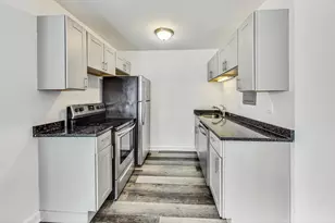 6000 N Winthrop Ave, Chicago, IL 60660 - Photo 6