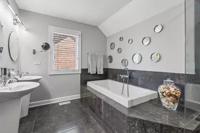 1268 N Palos Avenue, Palatine, IL 60067 - Photo 14