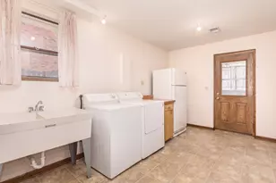 724 S Chester Ave, Park Ridge, IL 60068 - Photo 24