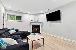 3423 N Albany Ave, Chicago, IL 60618 - Photo 56