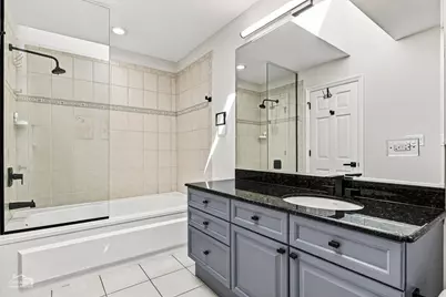 3423 N Albany Avenue, Chicago, IL 60618 - Photo 50