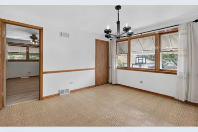 7001 W 81st Street, Burbank, IL 60459 - Photo 12
