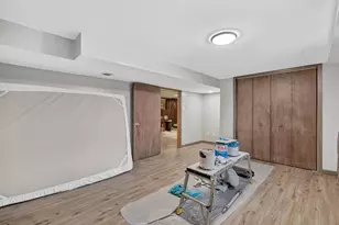 7001 W 81st St, Burbank, IL 60459 - Photo 20