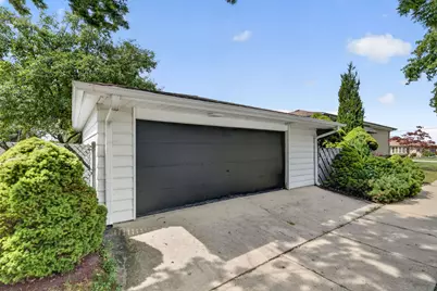7001 W 81st Street, Burbank, IL 60459 - Photo 22