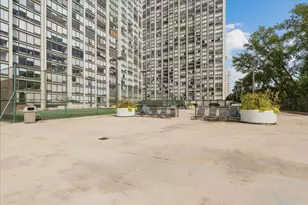 5445 N Sheridan Rd, Chicago, IL 60640 - Photo 14