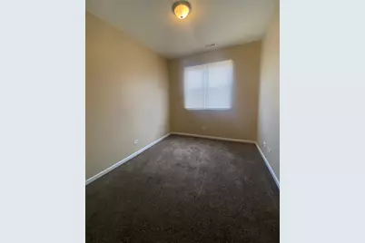 29 W Garfield Boulevard, Chicago, IL 60621 - Photo 6