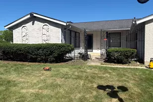 1564 White Trail, Elk Grove Village, IL 60007 - Photo 22