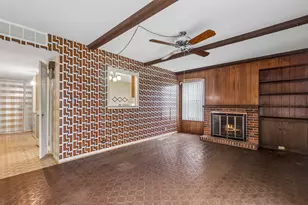 1564 White Trail, Elk Grove Village, IL 60007 - Photo 10