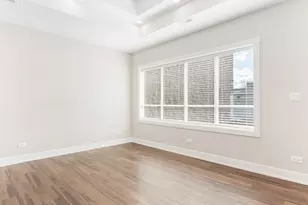 638 W 47th St, Chicago, IL 60609 - Photo 8