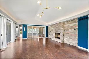 6618 N Lightfoot Ave, Chicago, IL 60646 - Photo 18