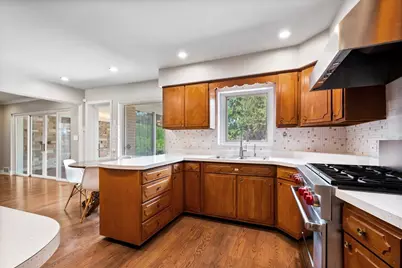6618 N Lightfoot Avenue, Chicago, IL 60646 - Photo 16