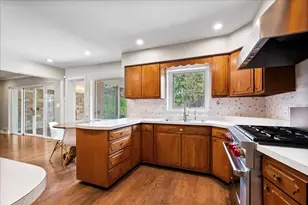 6618 N Lightfoot Ave, Chicago, IL 60646 - Photo 16