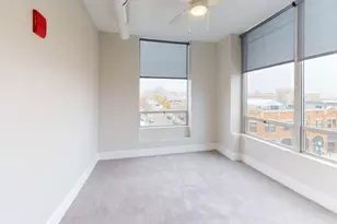 40 Dupage Ct, Elgin, IL 60120 - Photo 12