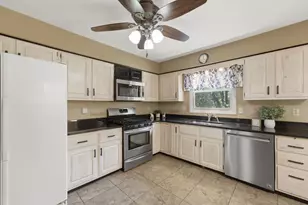 4 Timberlane Dr, Geneseo, IL 61254 - Photo 6