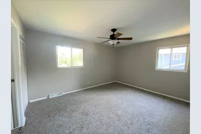 17 S Winston Drive, Palatine, IL 60074 - Photo 14