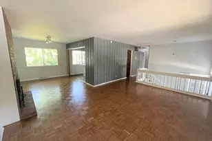 17 S Winston Dr, Palatine, IL 60074 - Photo 8