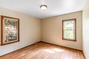 27 Pleasant Ave, Highwood, IL 60040 - Photo 18
