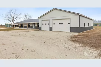 6255 W State Route 17 Road, Kankakee, IL 60901 - Photo 4
