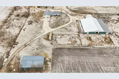 6255 W State Route 17 Road, Kankakee, IL 60901 - Photo 30