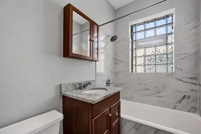 1239 W Greenleaf Avenue #3S, Chicago, IL 60626 - Photo 12