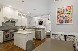 2729 N Southport Ave, Chicago, IL 60614 - Photo 10
