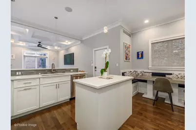 2729 N Southport Avenue #1, Chicago, IL 60614 - Photo 12