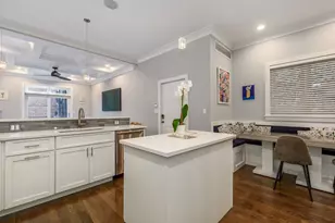 2729 N Southport Ave, Chicago, IL 60614 - Photo 12