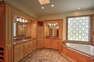 4180 S Lake Ct, Decatur, IL 62521 - Photo 22
