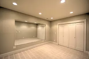 4180 S Lake Ct, Decatur, IL 62521 - Photo 32
