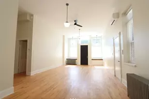 1318 W Erie St, Chicago, IL 60642 - Photo 2