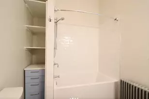 1318 W Erie St, Chicago, IL 60642 - Photo 12