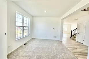 702 W Pt Wy, Oswego, IL 60543 - Photo 6